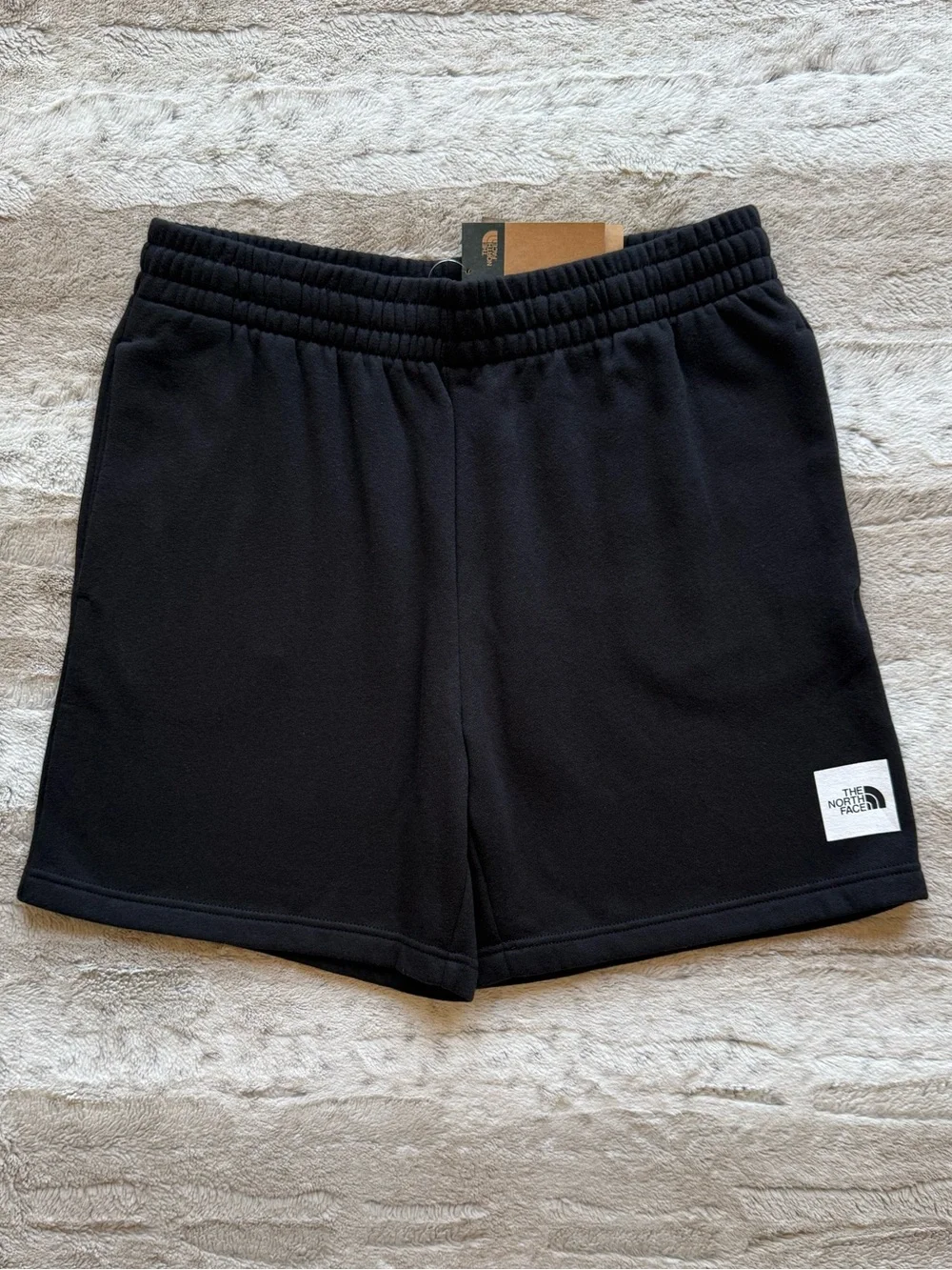 The North Face NSE Box Logo Shorts in Black Size L